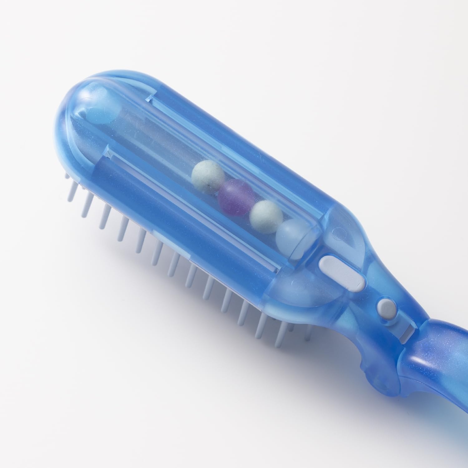 Amazon | 貝印 イオンボール折りたたみヘアブラシ KQ3007 | KAI